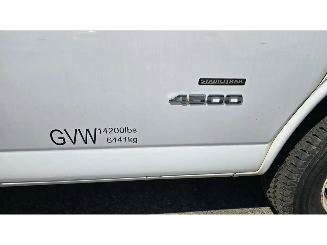 GMC Savana снимка GMC Savana