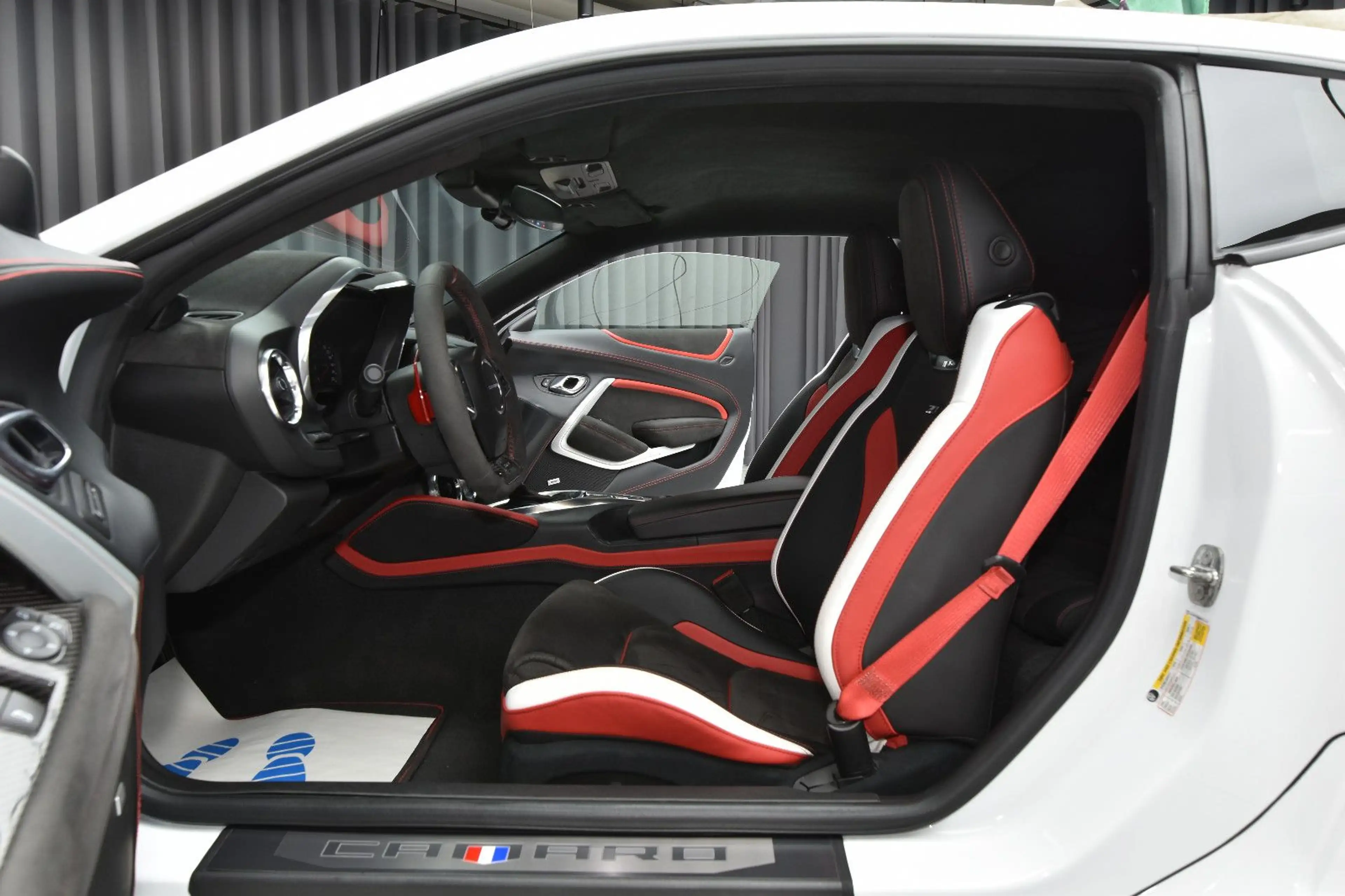 Chevrolet Camaro 6.2 V8 10* ZL1 +1LE Carbon*Aeoro* — photo 14