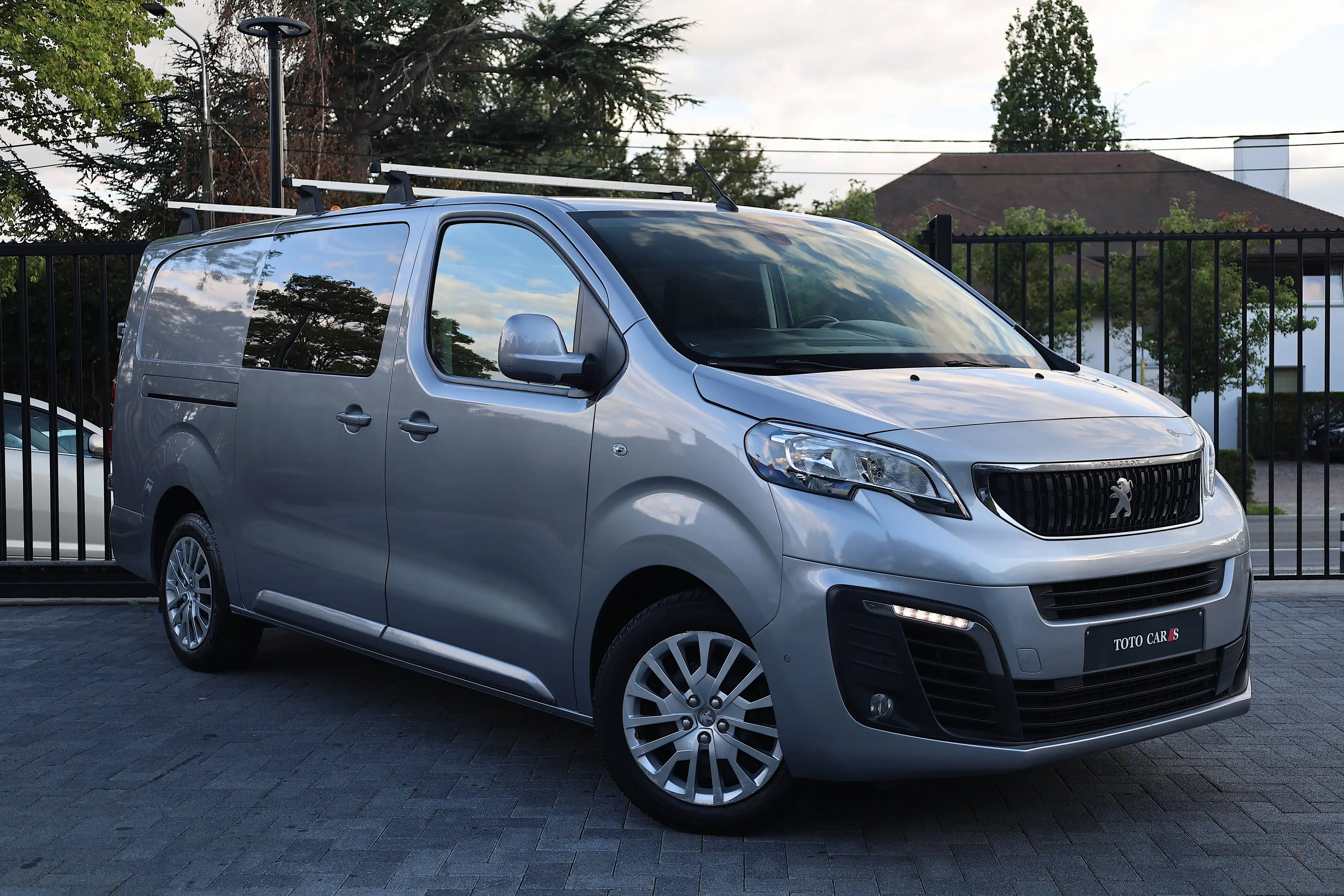 Peugeot Expert 2.0HDi XL | 5pls. | Lichte-Vracht | Trek-Haak | Camera | Car-Play | Cruise | Airco | Euro 6di — photo 2