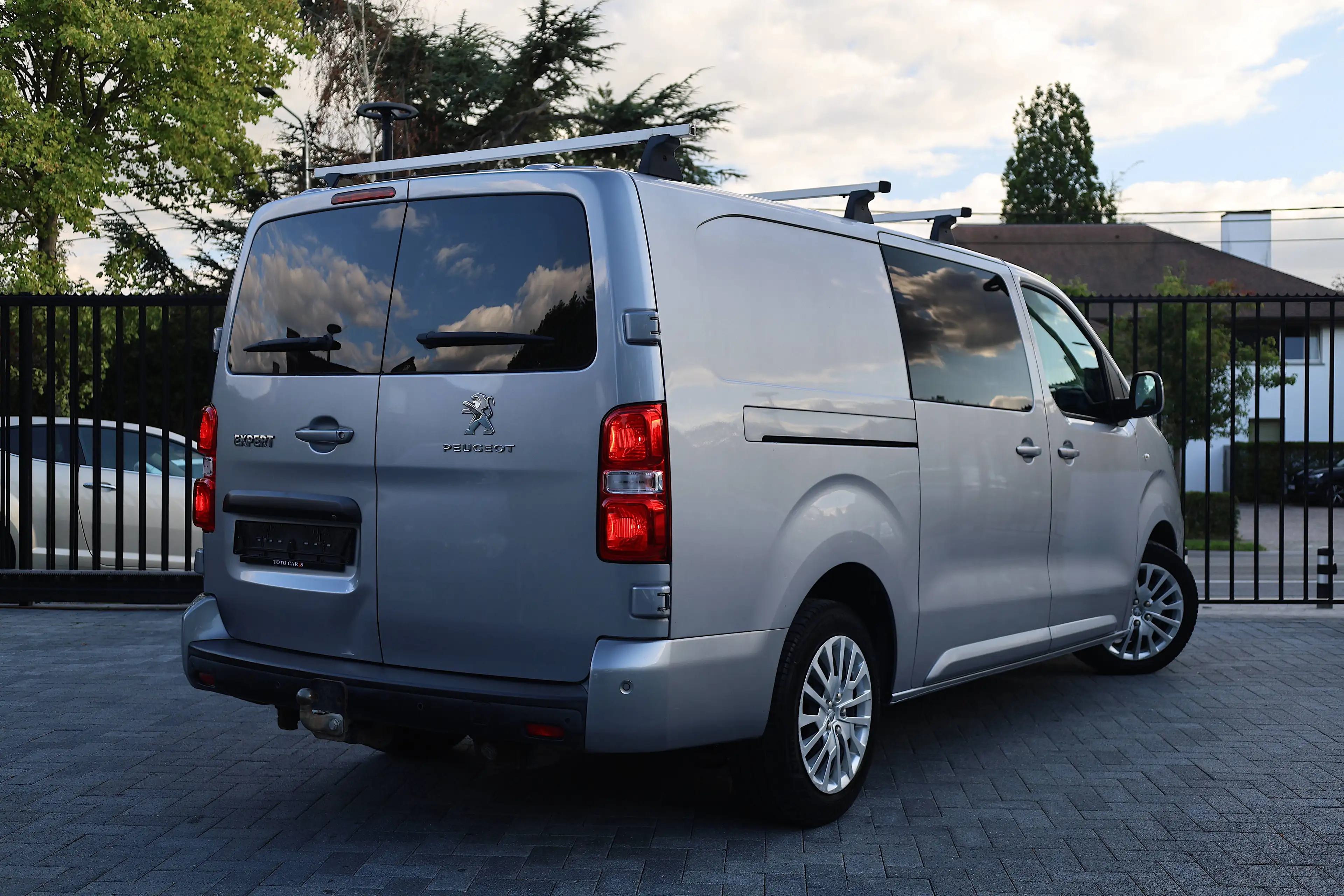 Peugeot Expert 2.0HDi XL | 5pls. | Lichte-Vracht | Trek-Haak | Camera | Car-Play | Cruise | Airco | Euro 6di — photo 4