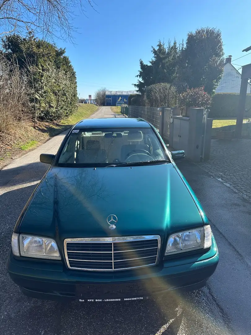 Mercedes-Benz C 180 Elegance - 1