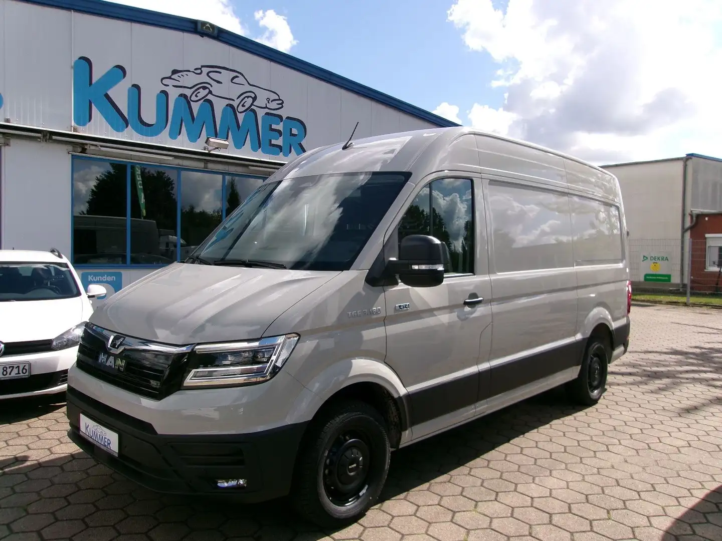 MAN TGE 3.180 4x4  L3H3 DSG AHK Standhzg. Grau - 1