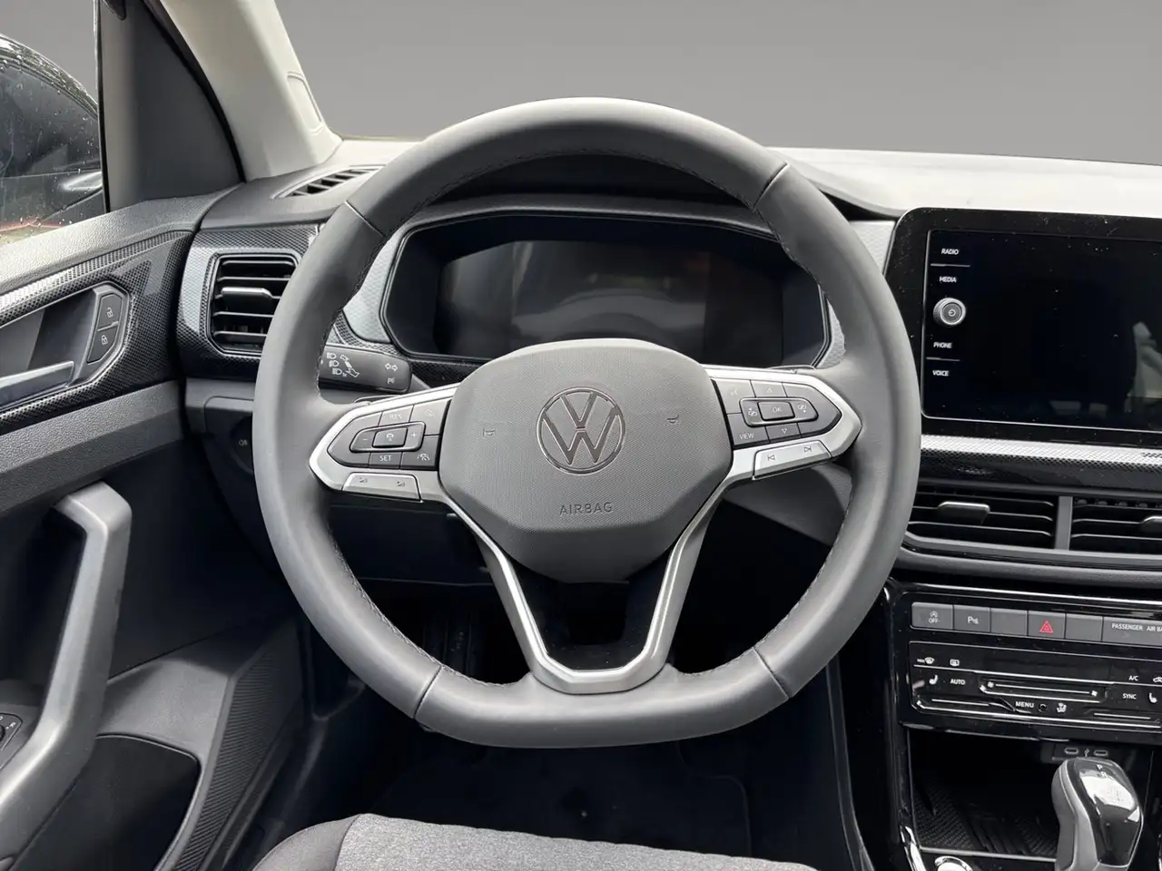 Volkswagen T-Cross 2026 — фото 12