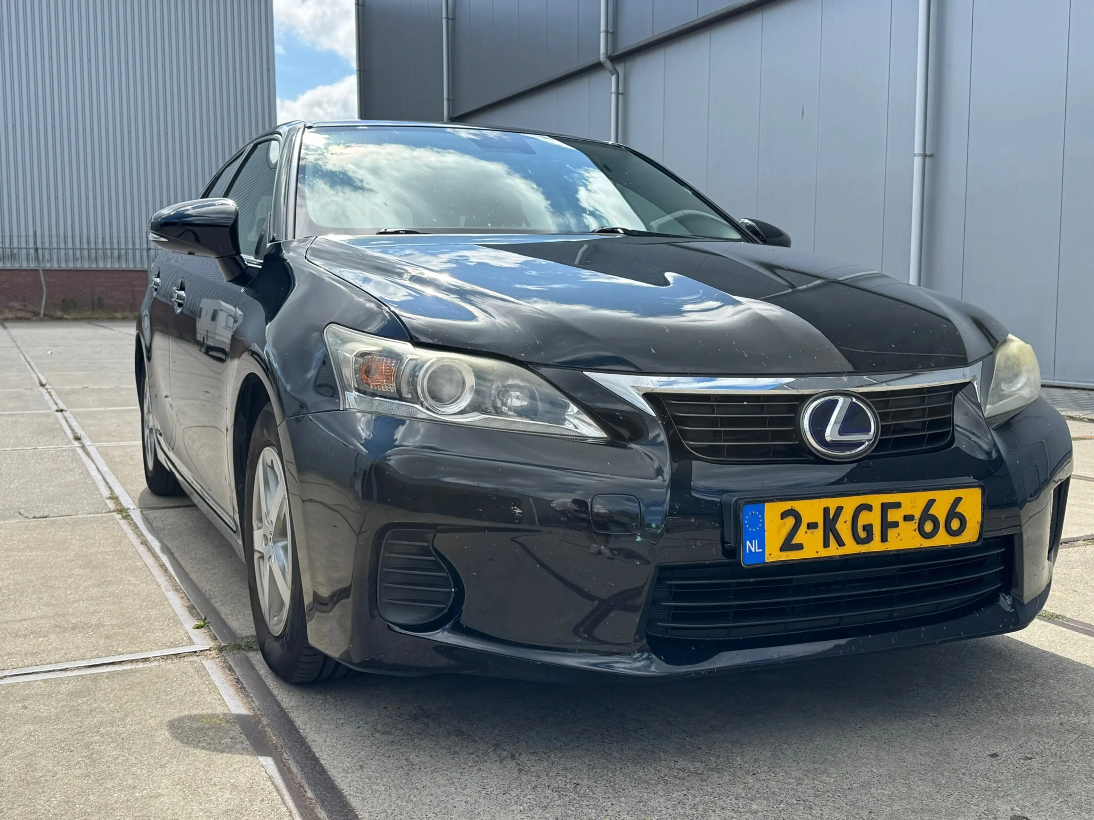 Lexus CT 200h Hybrid — photo 6