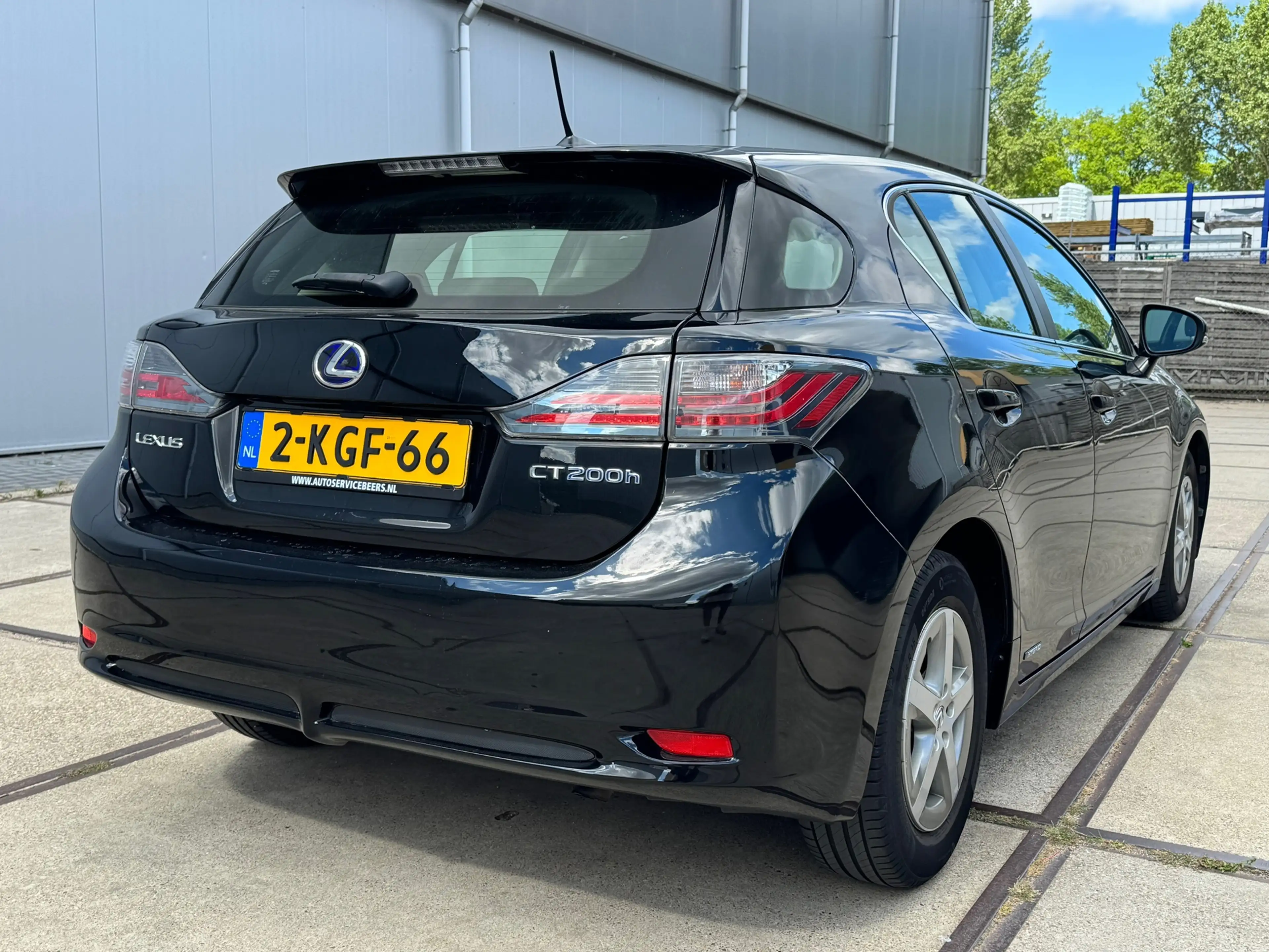 Lexus CT 200h Hybrid — photo 4