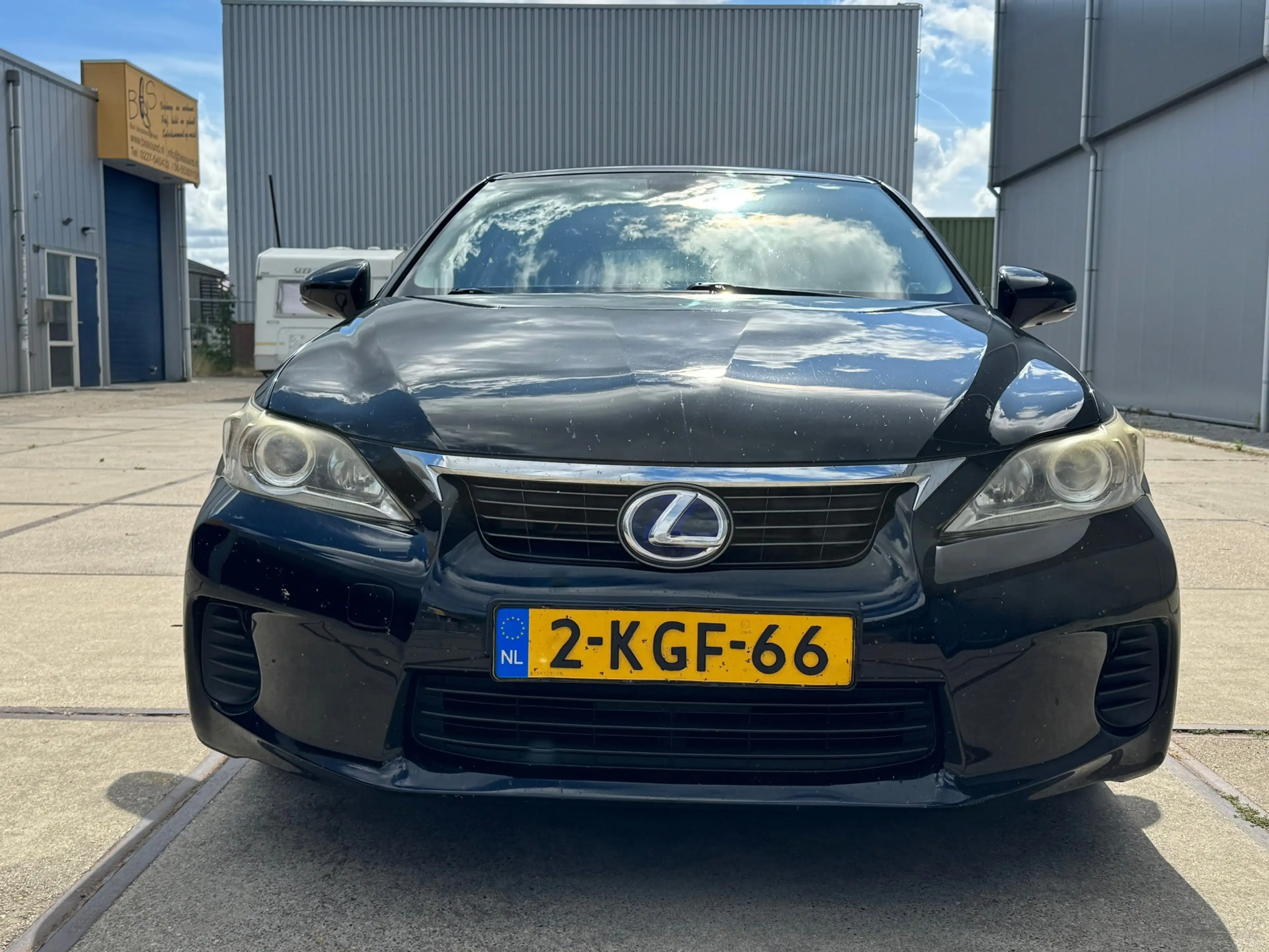 Lexus CT 200h Hybrid — photo 7