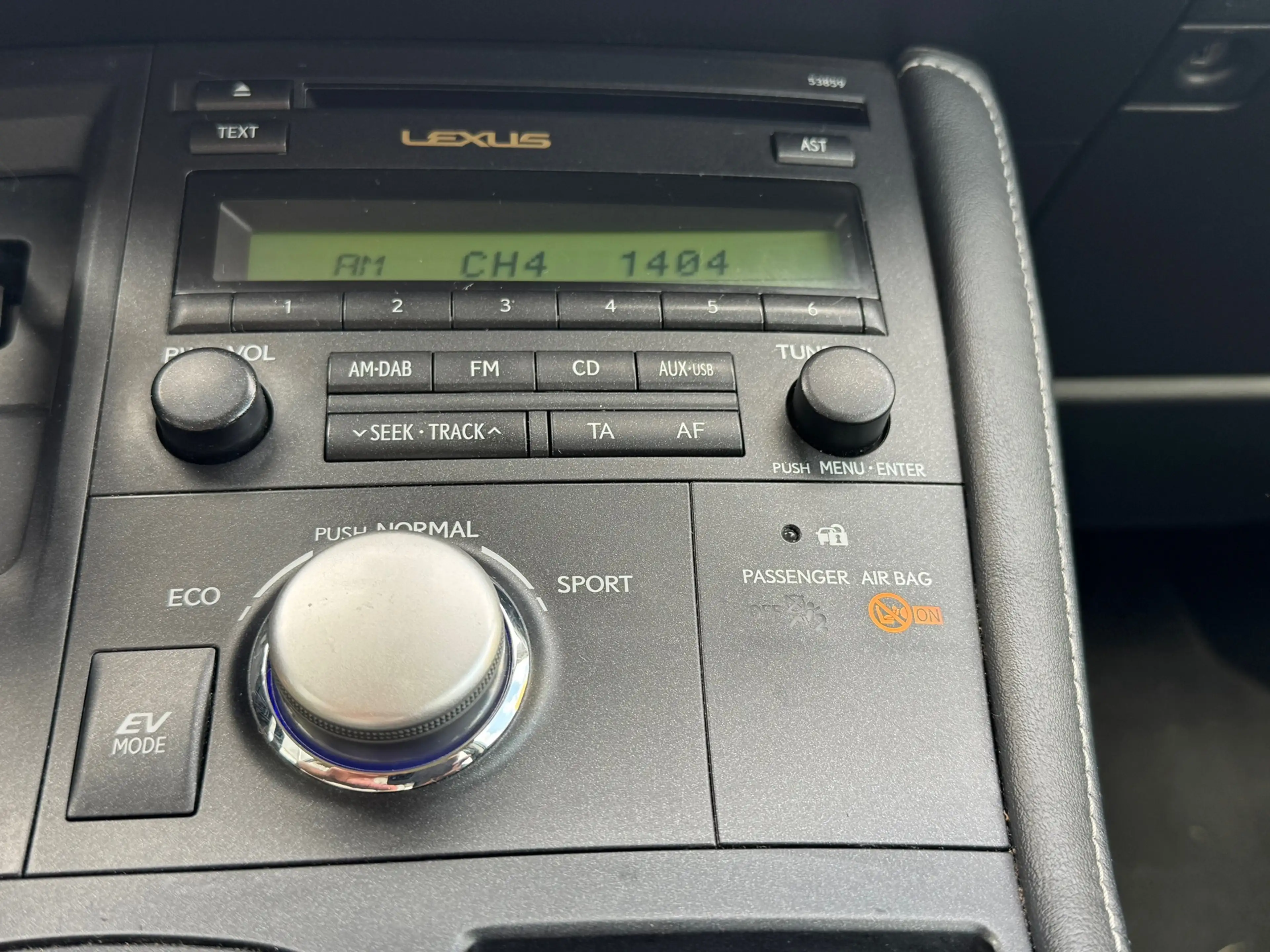 Lexus CT 200h Hybrid — photo 13