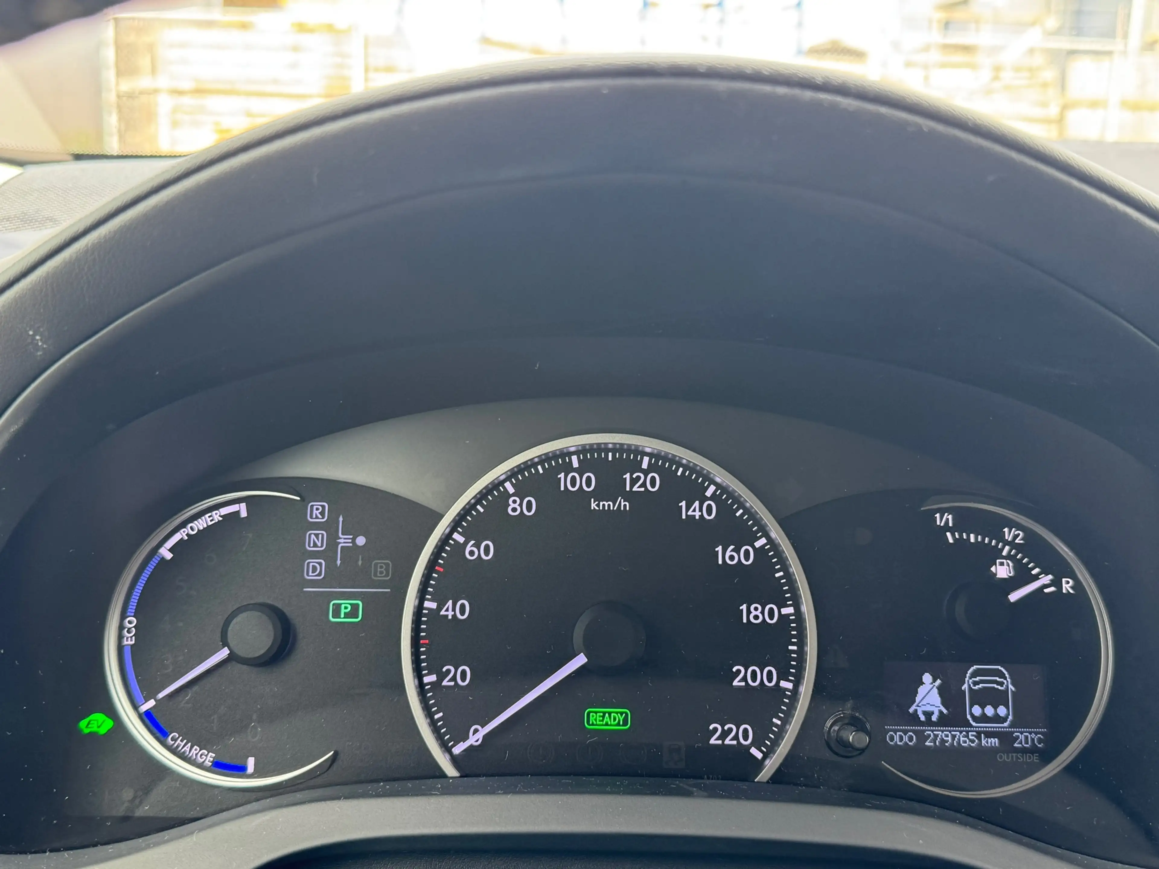 Lexus CT 200h Hybrid — photo 15