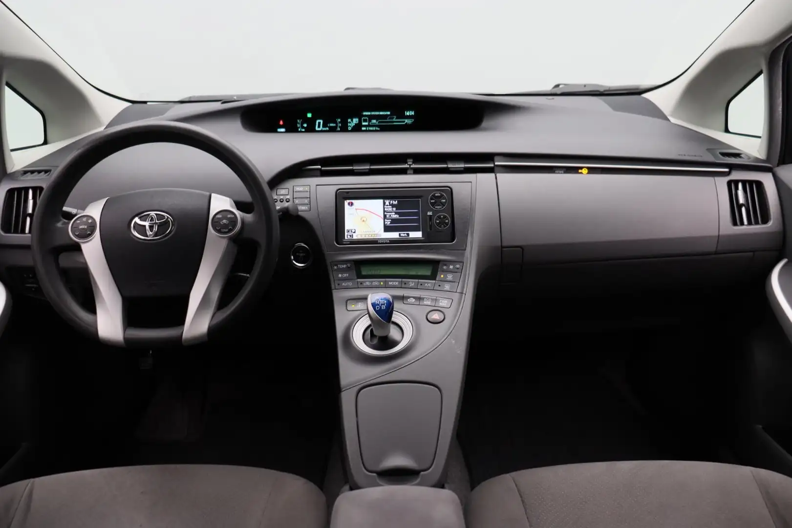 Toyota Prius 1.8 Comfort *Origineel NL* Navigatie Climate Trekh Wit - 2