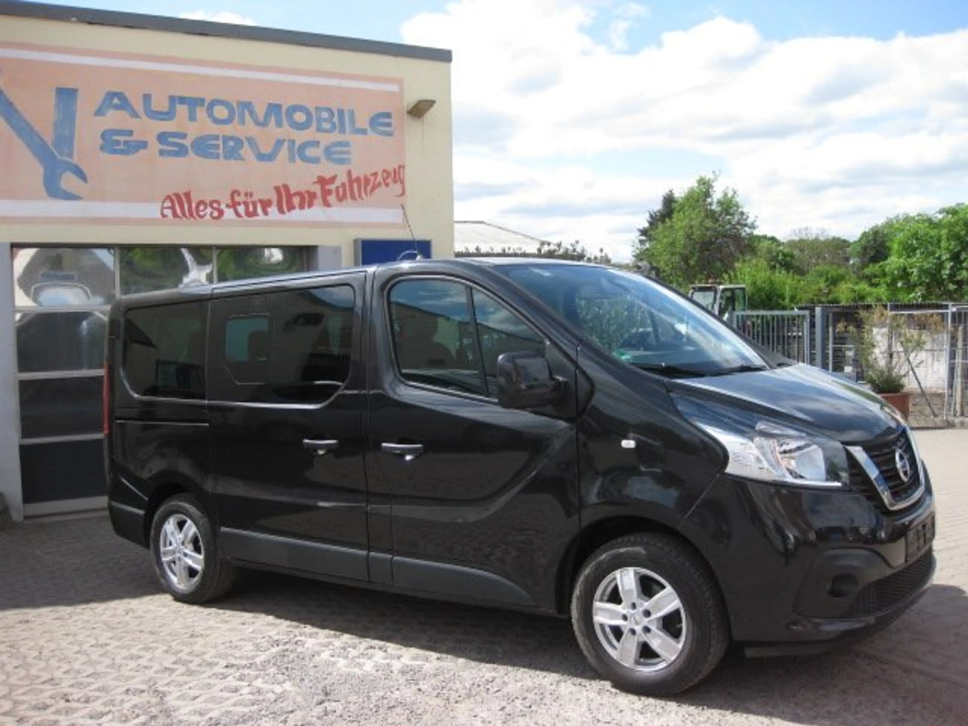 Nissan NV300 L1H1 2,7t PREMIUM — photo 4