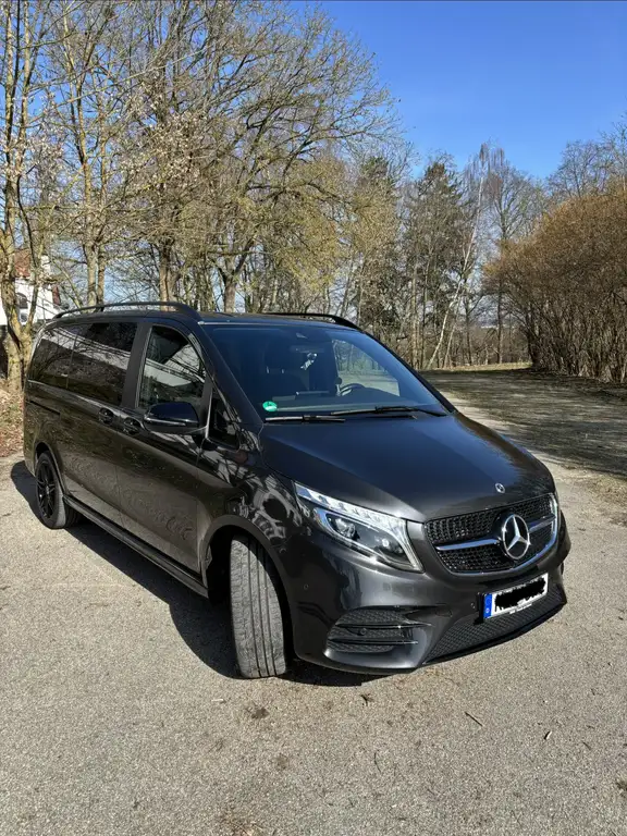 Mercedes-Benz V 200 2022 из Европы — купить под ключ