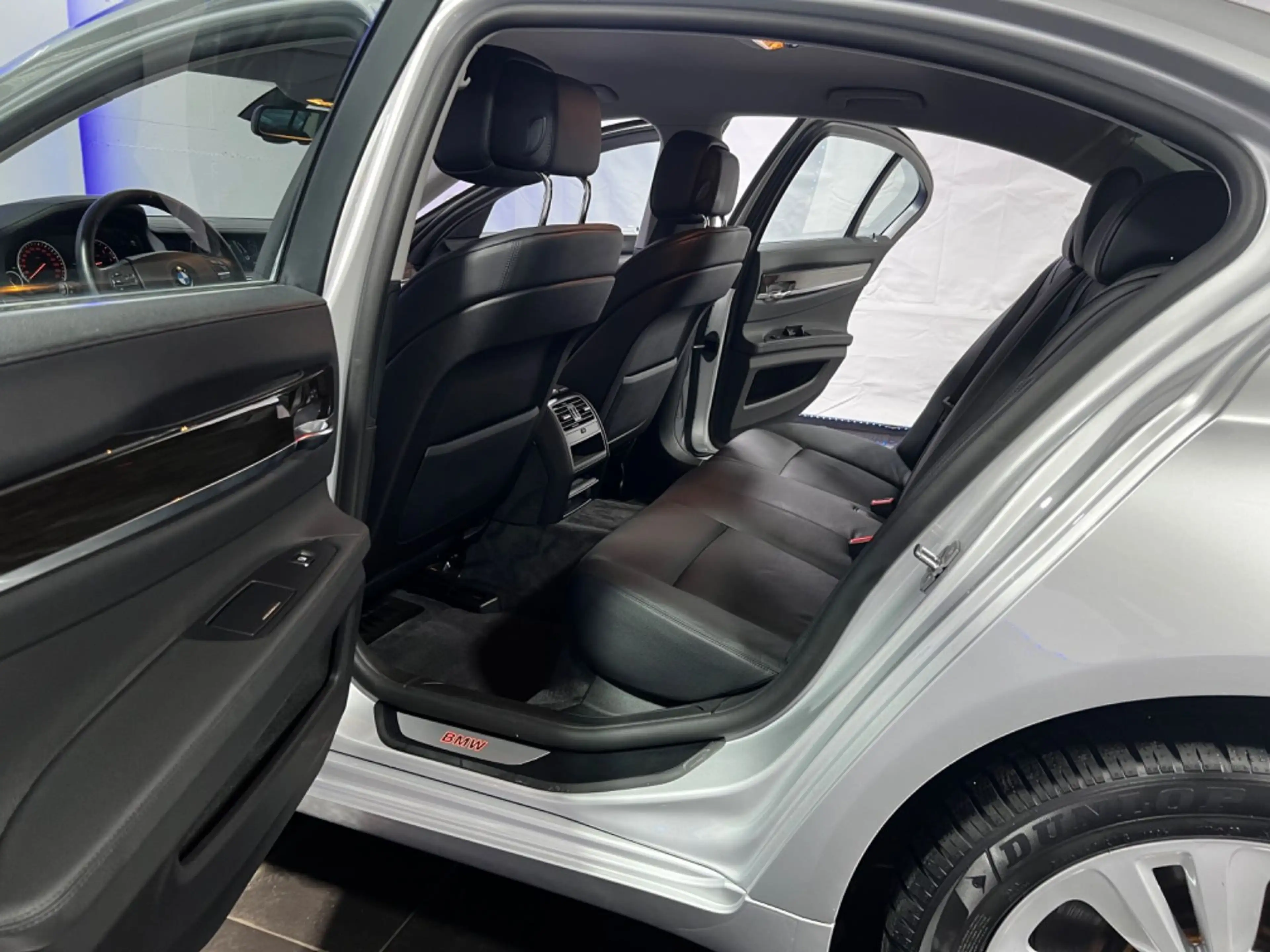 BMW 750 i 1.HND 46TKM KEY PROF XENO MEMORY LEDER HIFI — photo 13