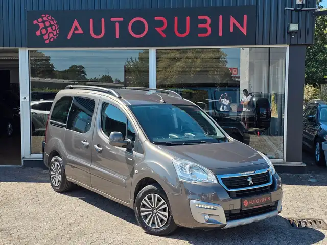 Peugeot Partner Tepee Style PDC/NAVI/1.HAND/SCHECKHEFT