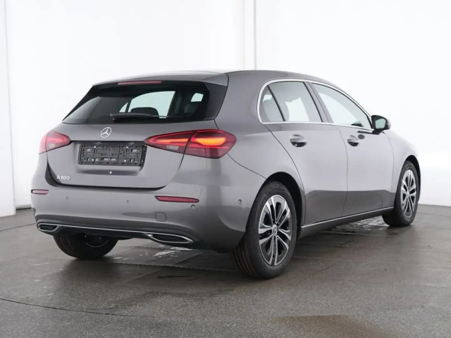 Mercedes-Benz A 180 Auto Progressive Line Advanced #Vari.Colori.Ordina Gris - 2