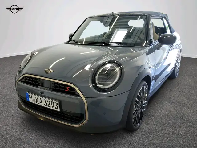 MINI Cooper S Cabrio Favoured Trim