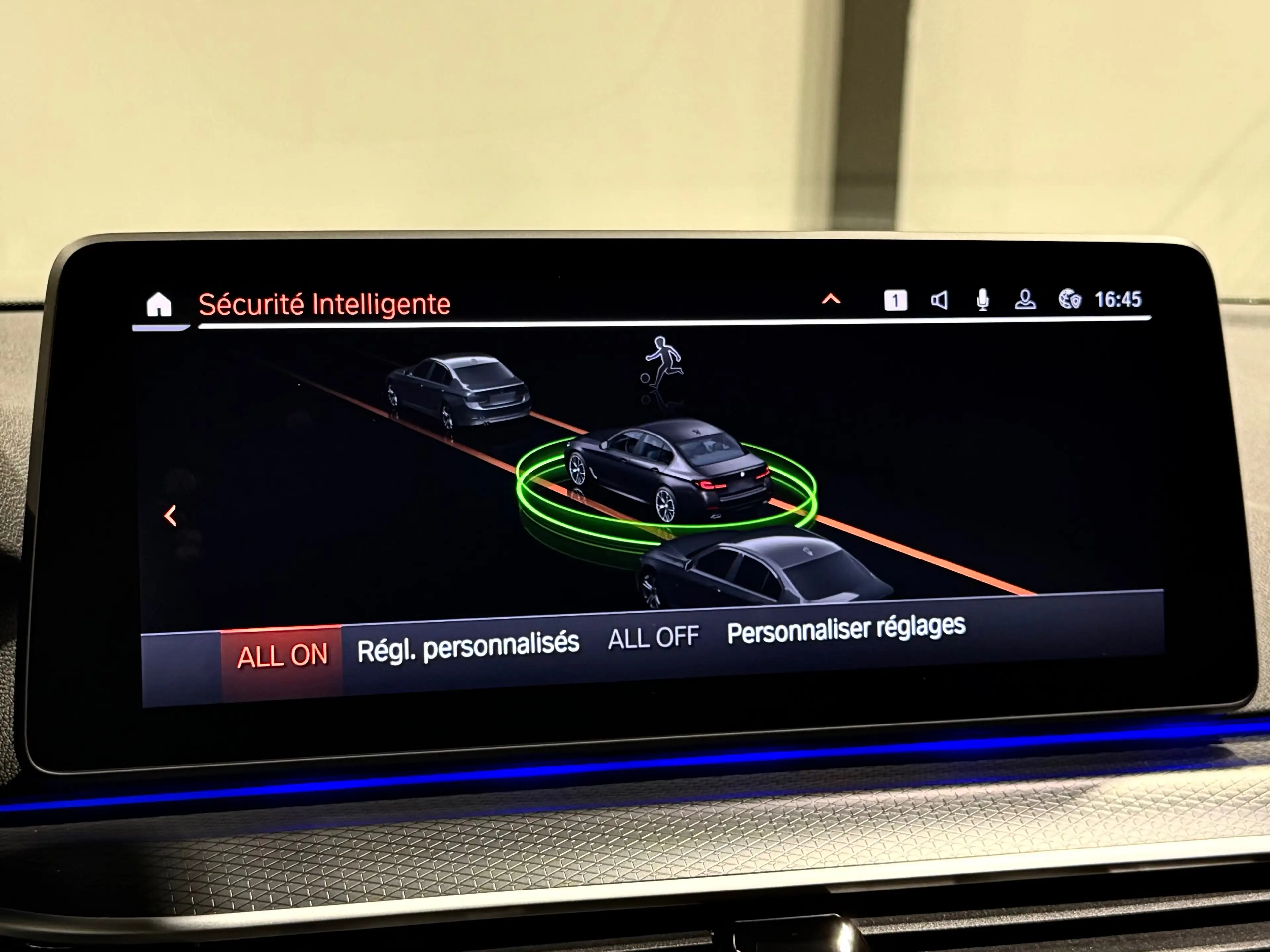 BMW 518 dAS 150CV PACK M" NAVi PRO CARPLAY COCKPiT LED++ — photo 15