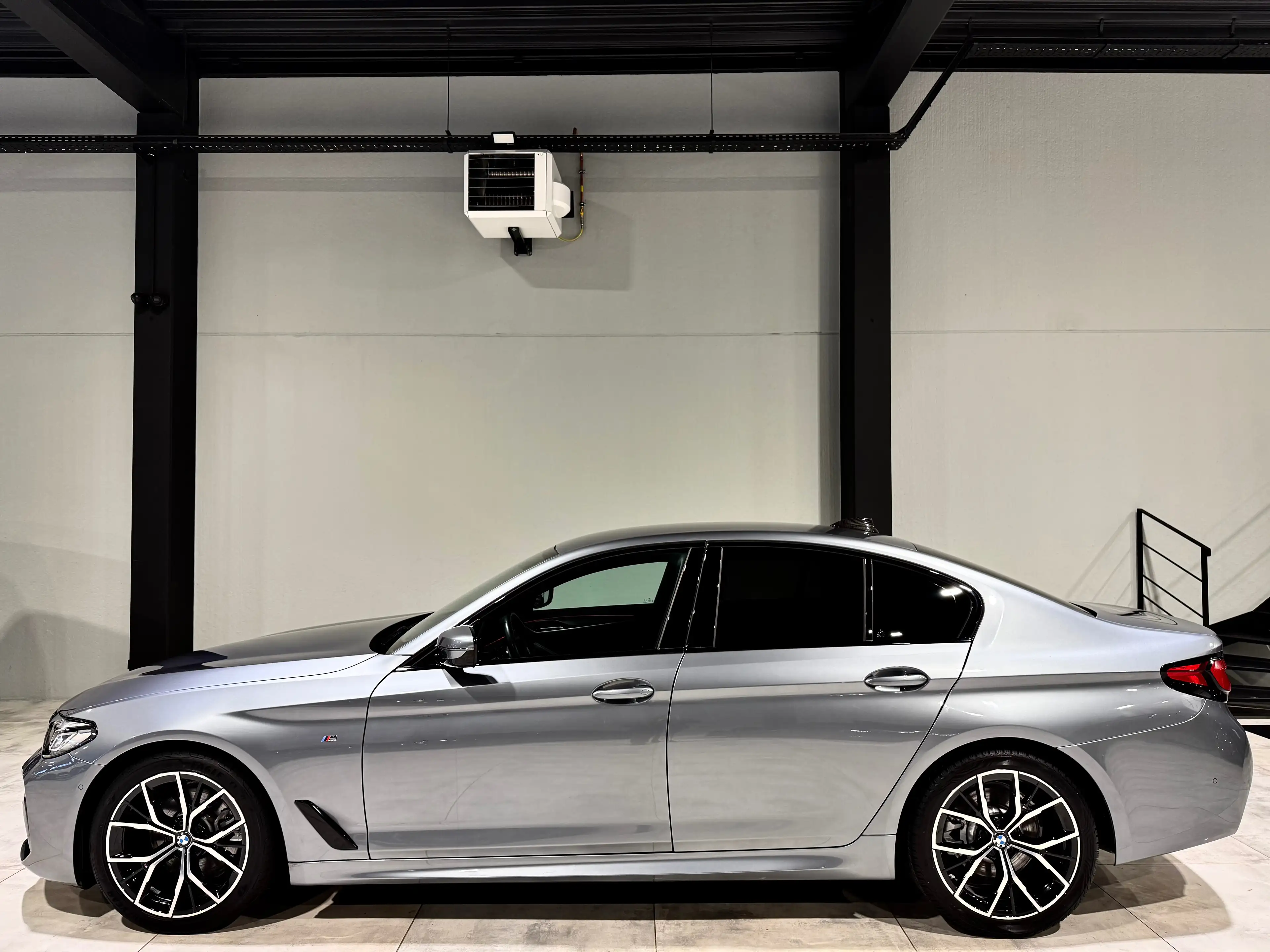 BMW 518 dAS 150CV PACK M" NAVi PRO CARPLAY COCKPiT LED++ — photo 5