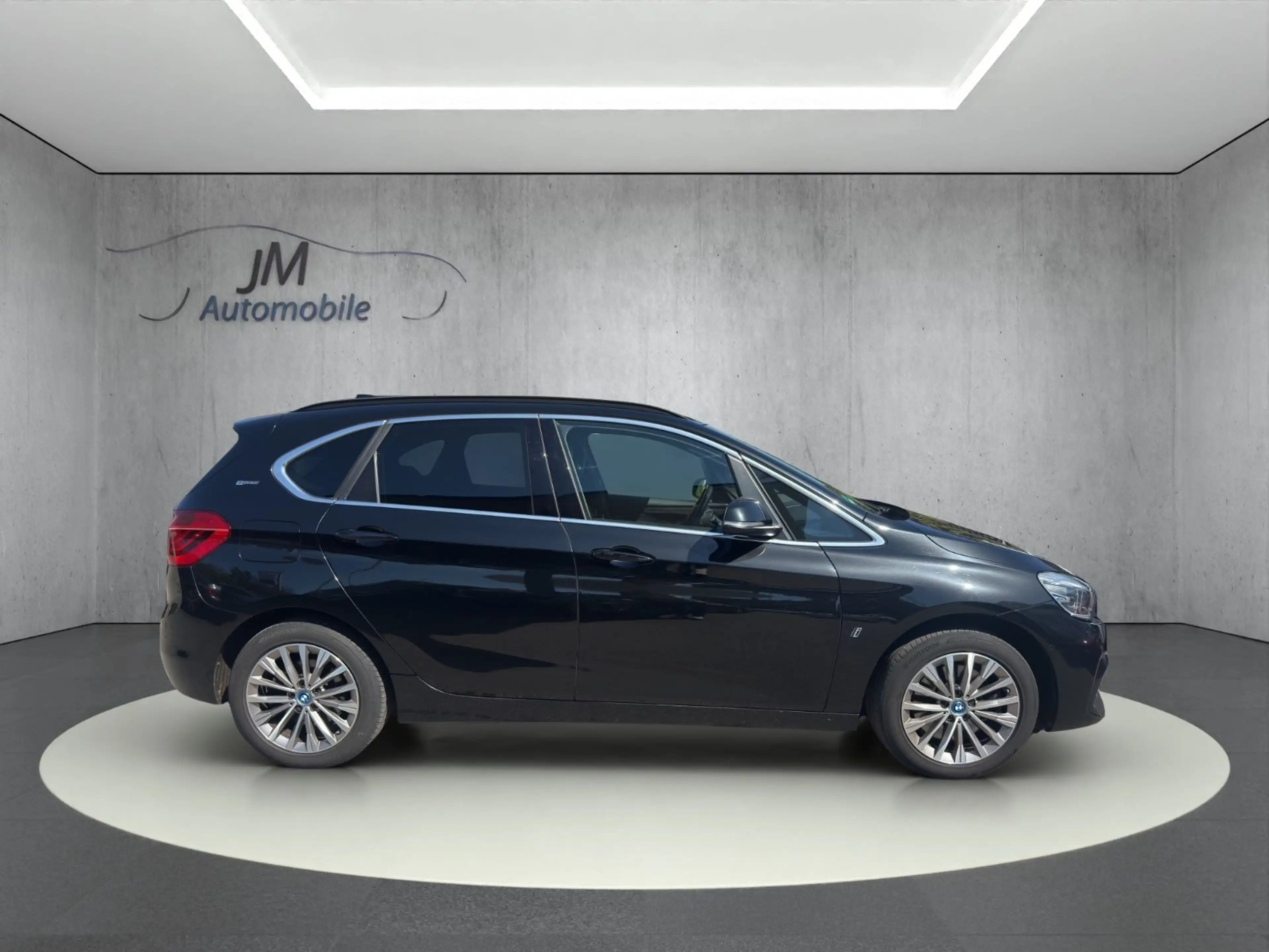 BMW 225 2 Active xe Luxury Line Head-up Leder — photo 7