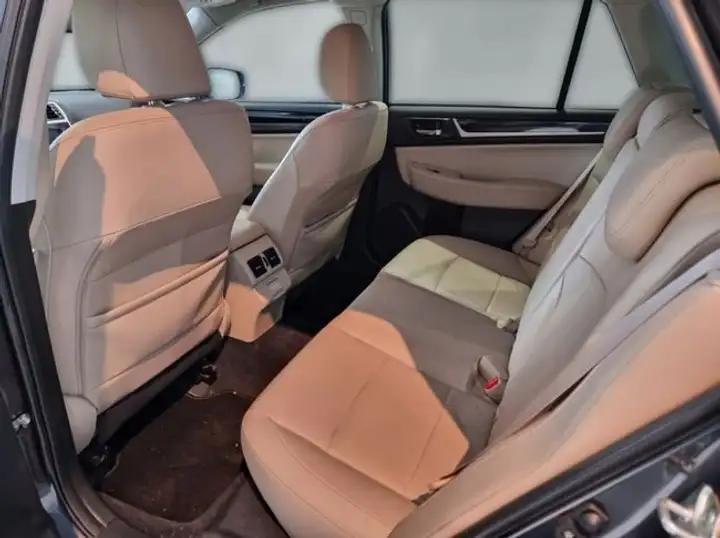 Subaru Outback 2018, foto 15