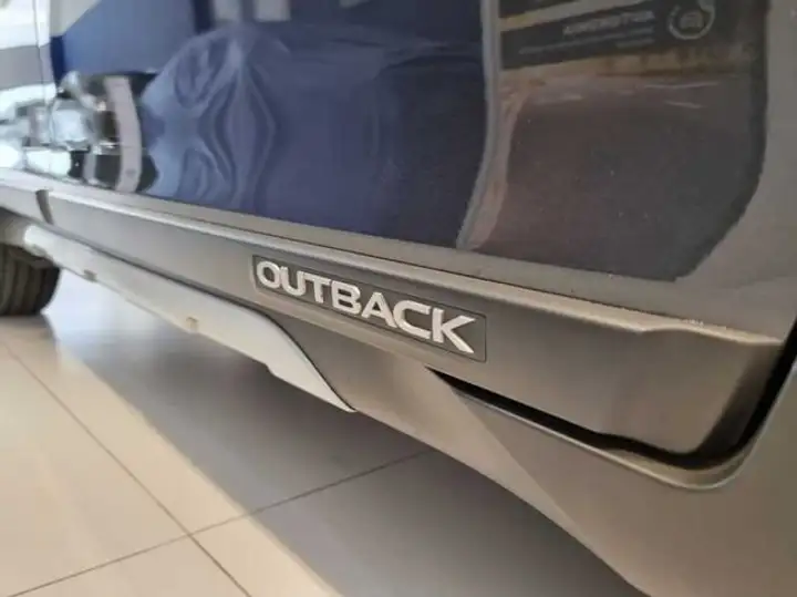 Subaru Outback 2018, foto 24