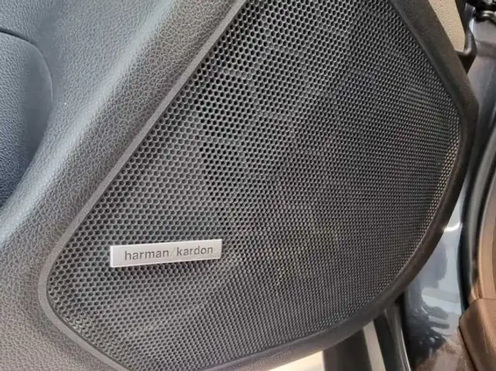 Subaru Outback 2018, foto 18