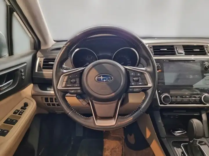 Subaru Outback 2018, foto 10