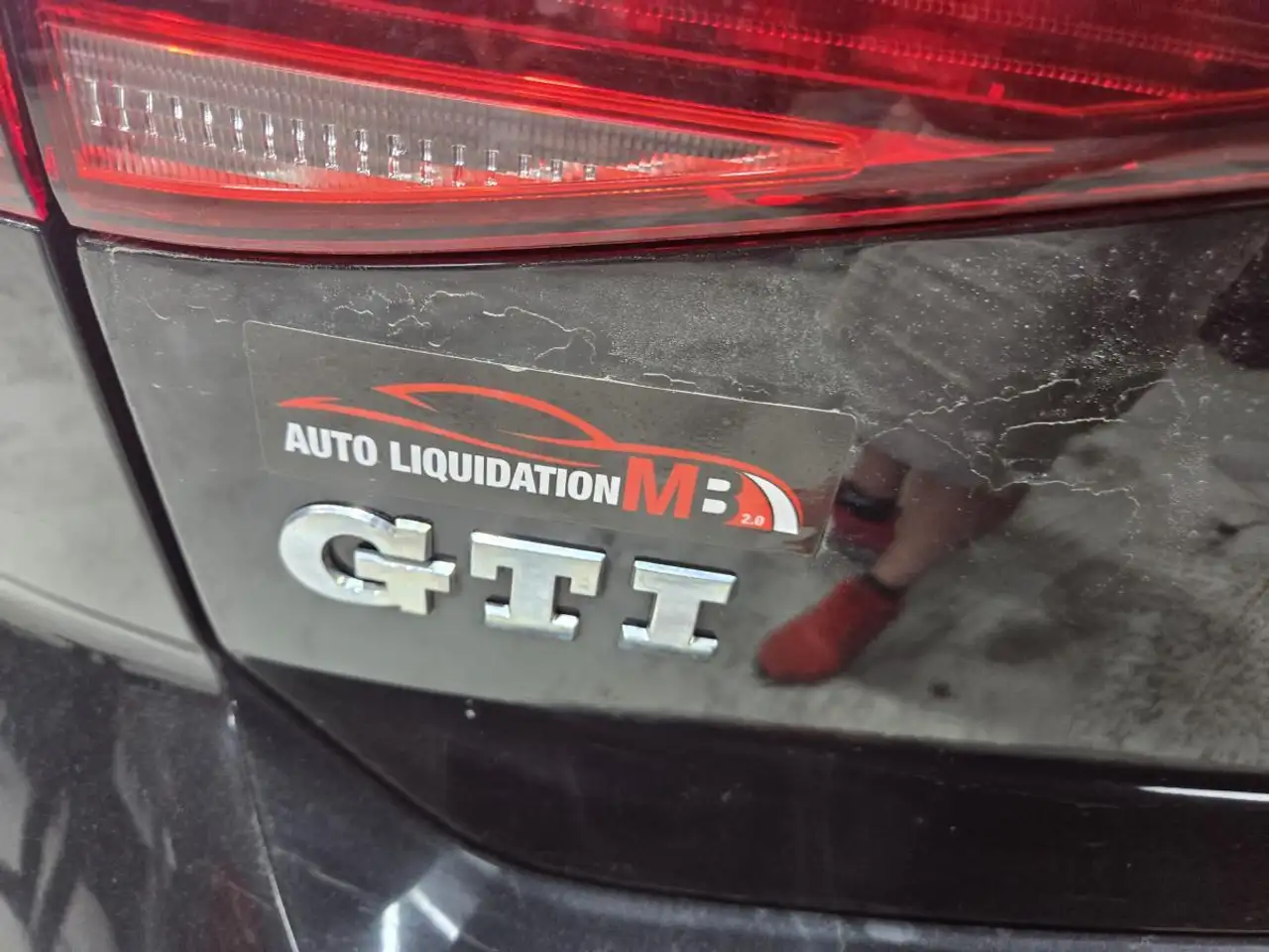 Volkswagen Golf GTI снимка Volkswagen Golf GTI