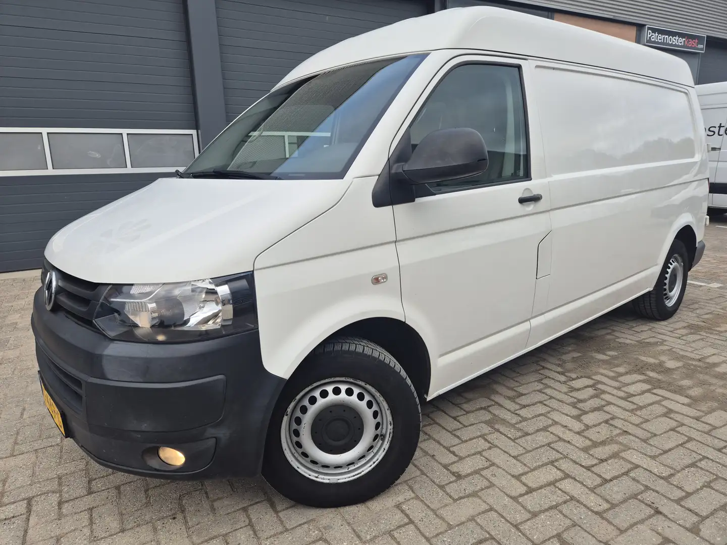 Volkswagen T5 Transporter 2.0 TDI L2H2 BM MARGE LANG HOOG 150.km airco cruis Wit - 1