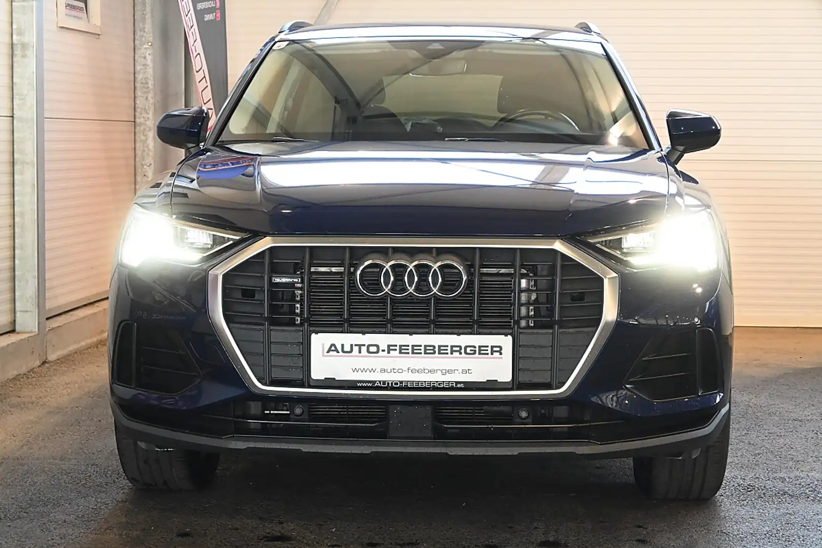Audi Q3 35 2.0 TDI quattro; AHK, LED, ACC, Sitzhzg, R-K... Blau - 2