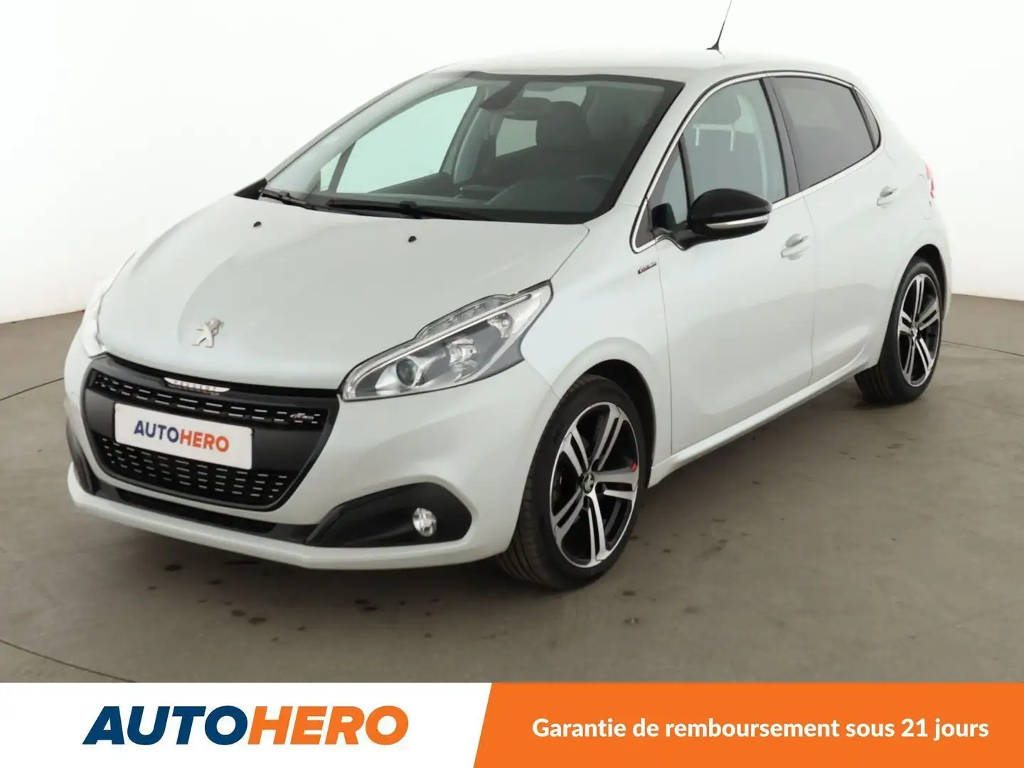 Peugeot 208 1.2 PureTech GT Line Blanc - 1