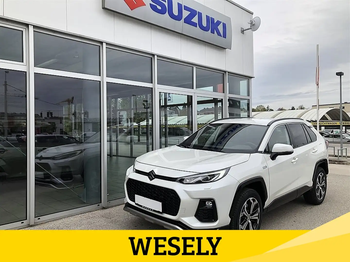 Suzuki Across 2,5 PHEV E-Four Flash CVT Weiß - 1