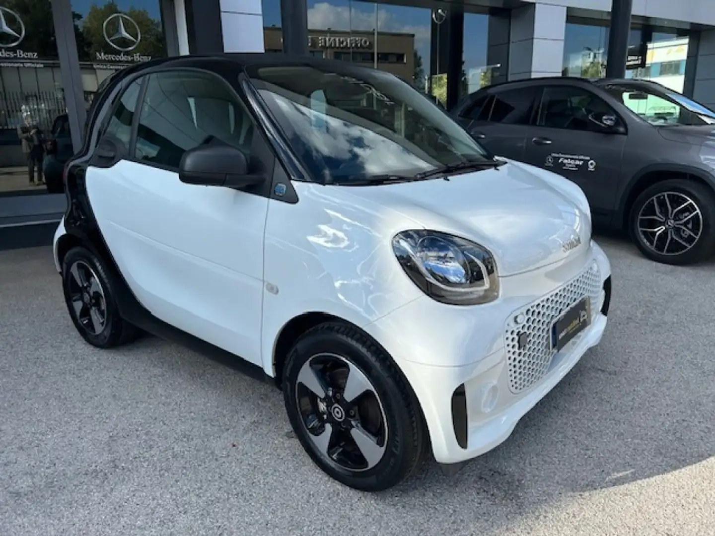 smart forTwo EQ Passion   22KW Bianco - 1