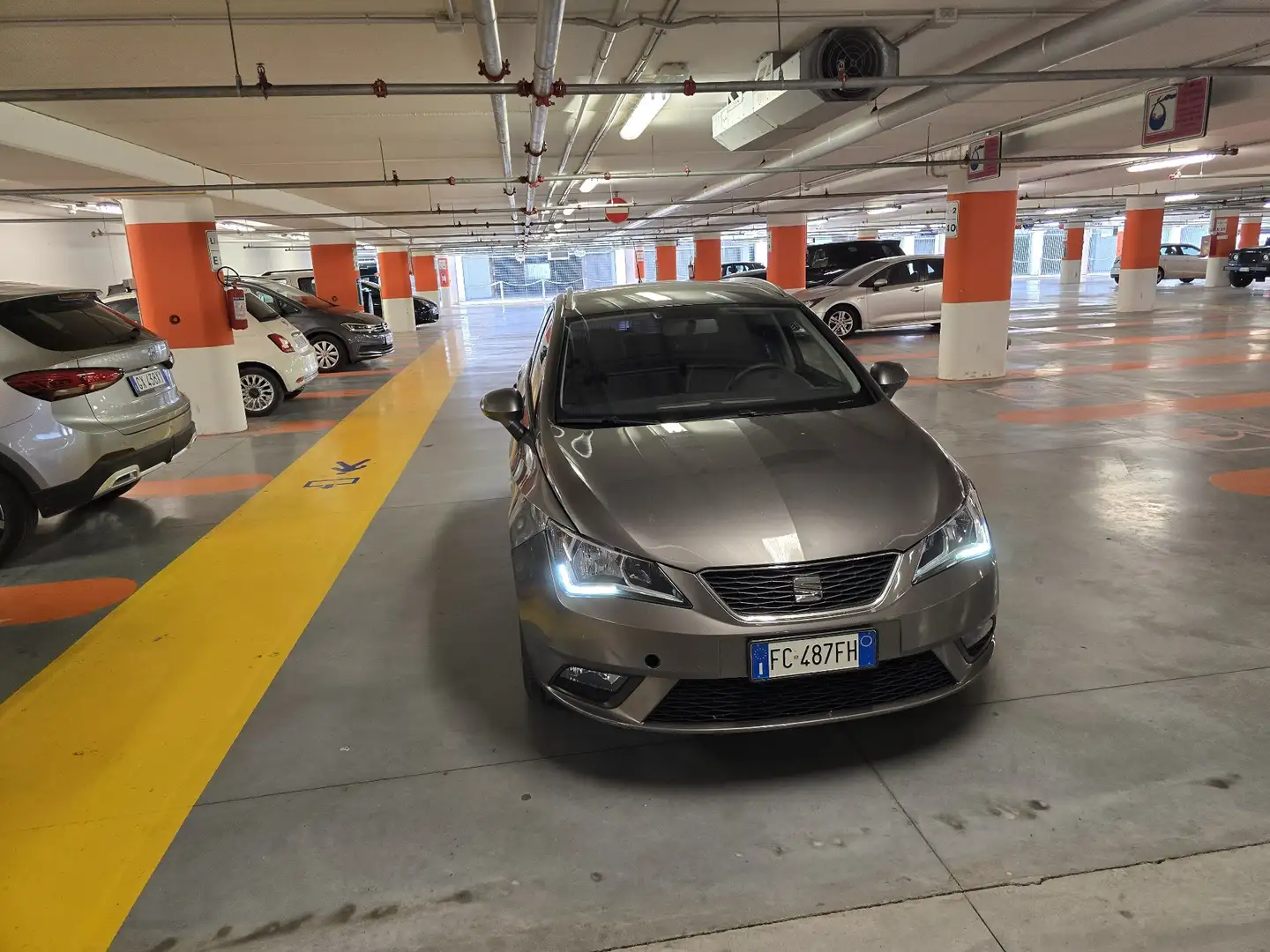 SEAT Ibiza ST 1.4 tdi cr Style 90cv - 1