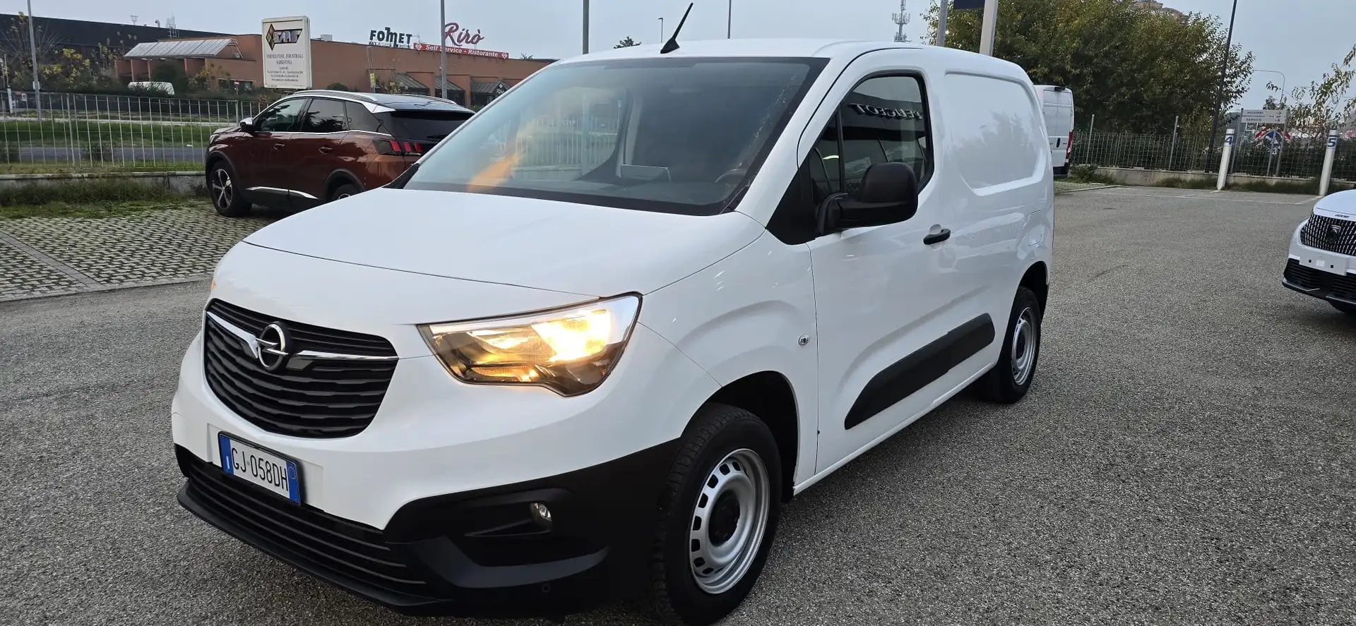 Opel Combo 3 POSTI - PREZZO IVA ESCLUSA Bianco - 1