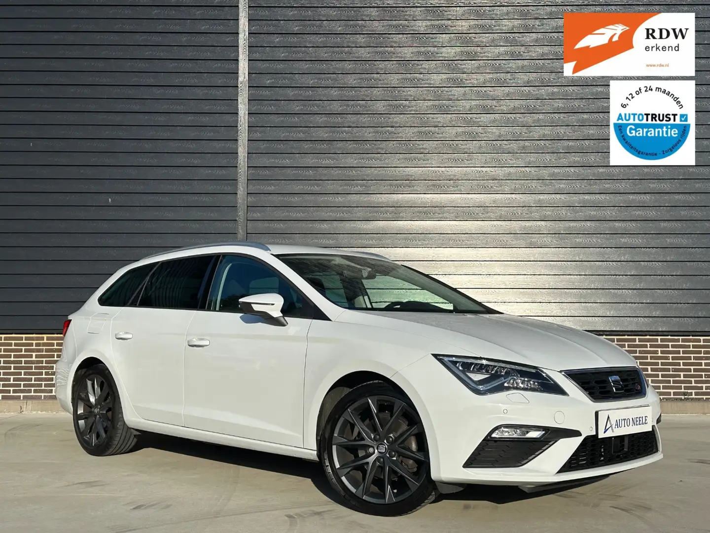 SEAT Leon ST 1.4 TSI 150 pk FR Business Intense LED, Dealero Wit - 1