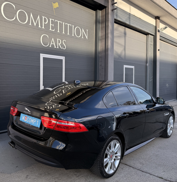 Jaguar XE **R- SPORT, ALLRAD, Lenkradheizung, FINANZIERUNG** — photo 4