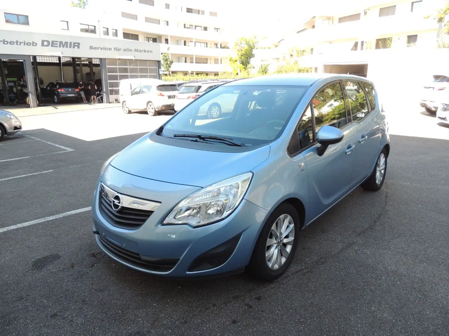 Opel Meriva B Active Blau - 1