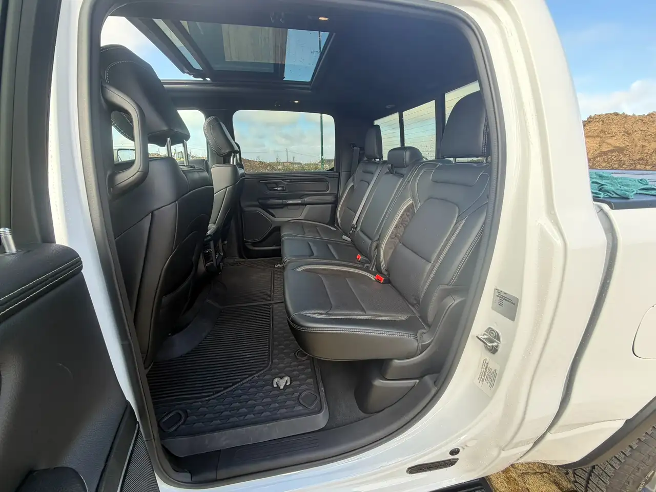 Dodge RAM 2023 — фото 12
