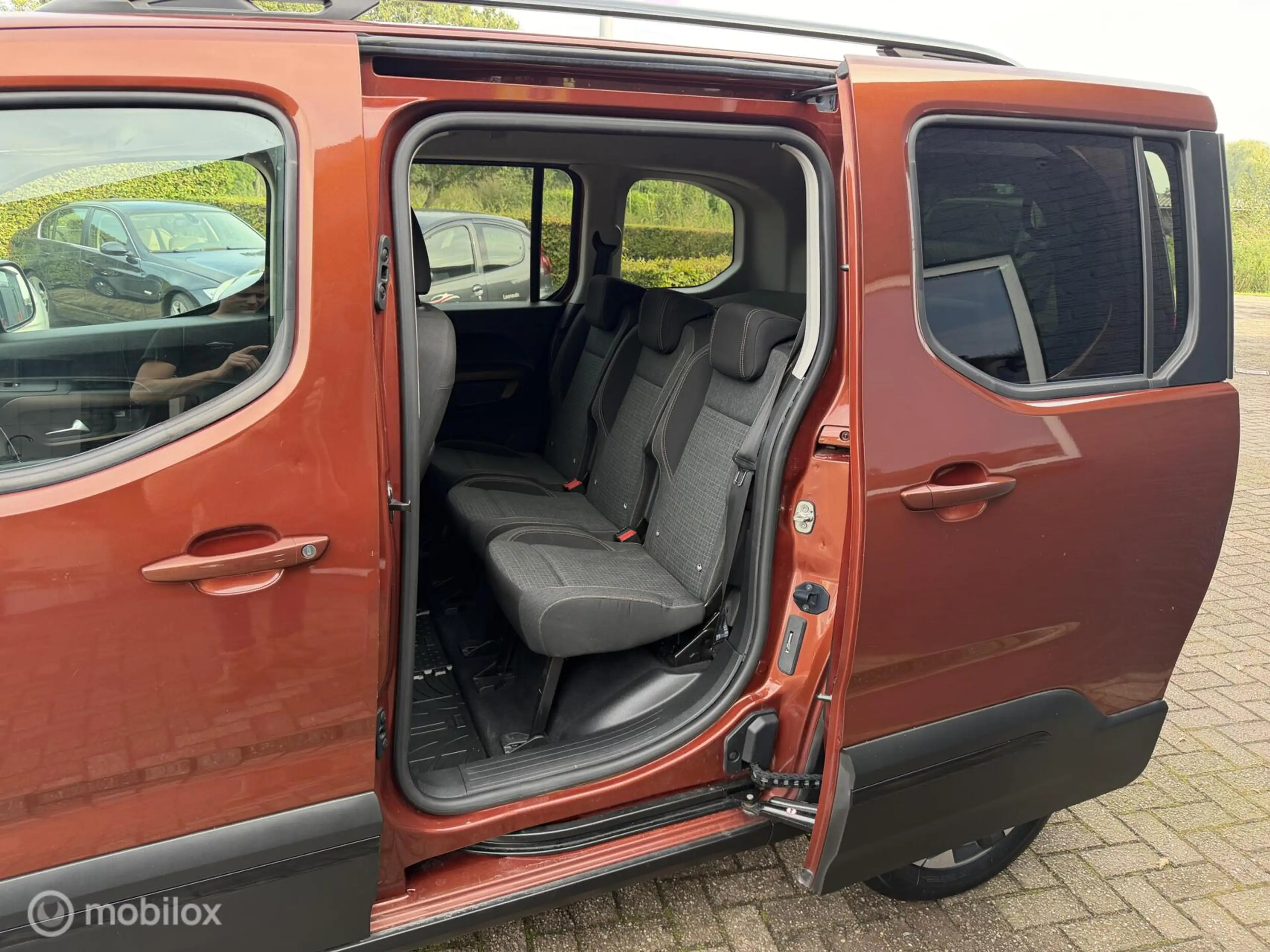Peugeot Rifter 1.2 Puretech GT-Line — photo 8