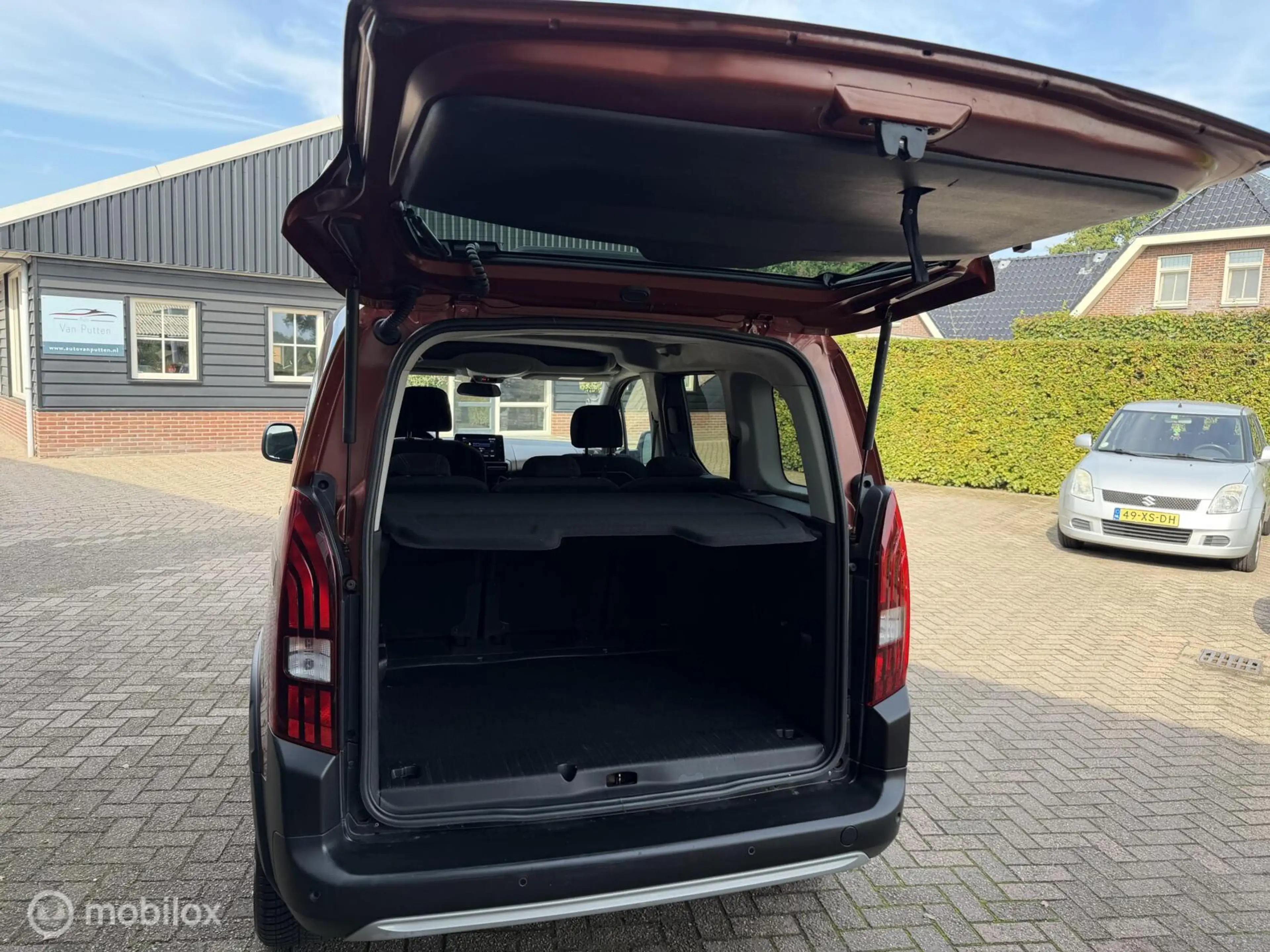 Peugeot Rifter 1.2 Puretech GT-Line — photo 9