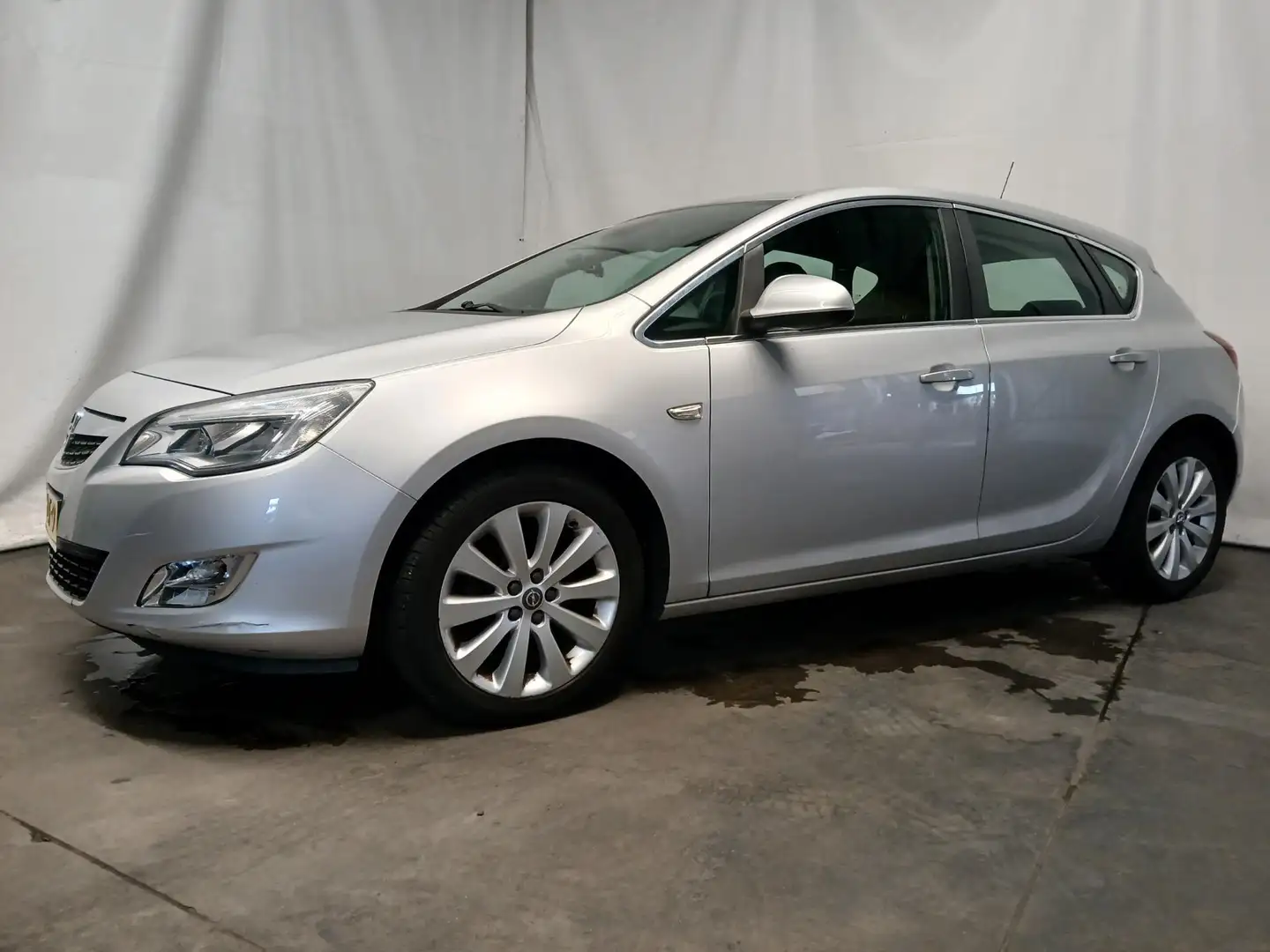 Opel Astra 1.4 Cosmo - Motor Schade Grijs - 2