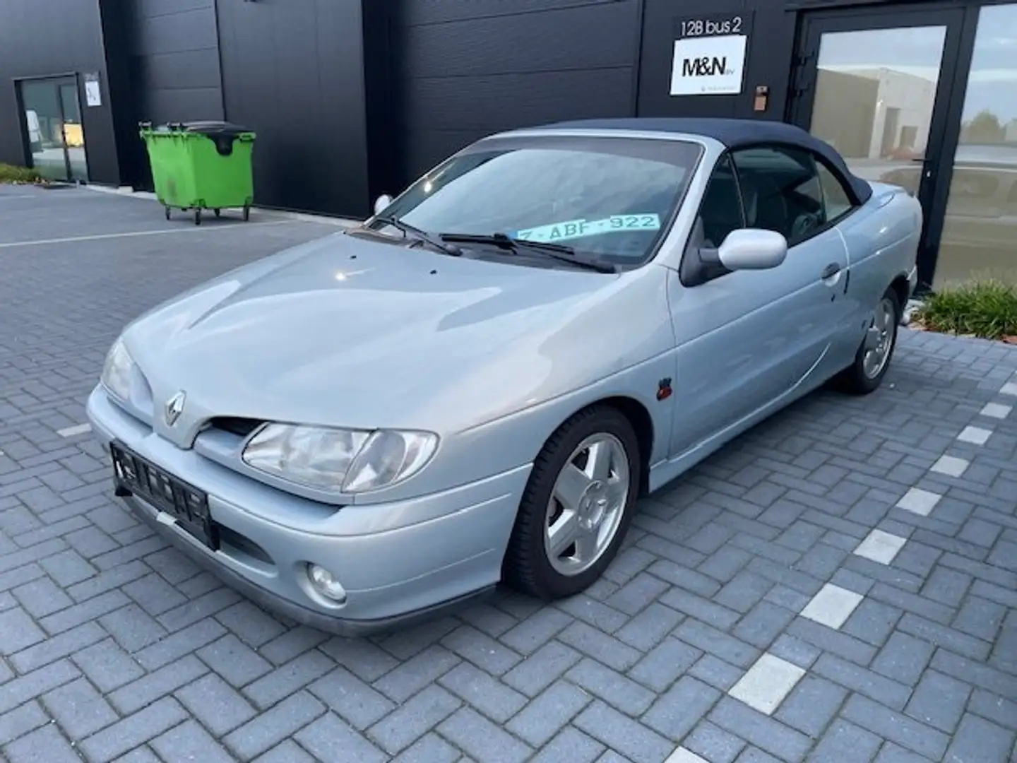 Renault Megane Megane Cabriolet 1.6 650€ export, zo meenemen Argent - 1