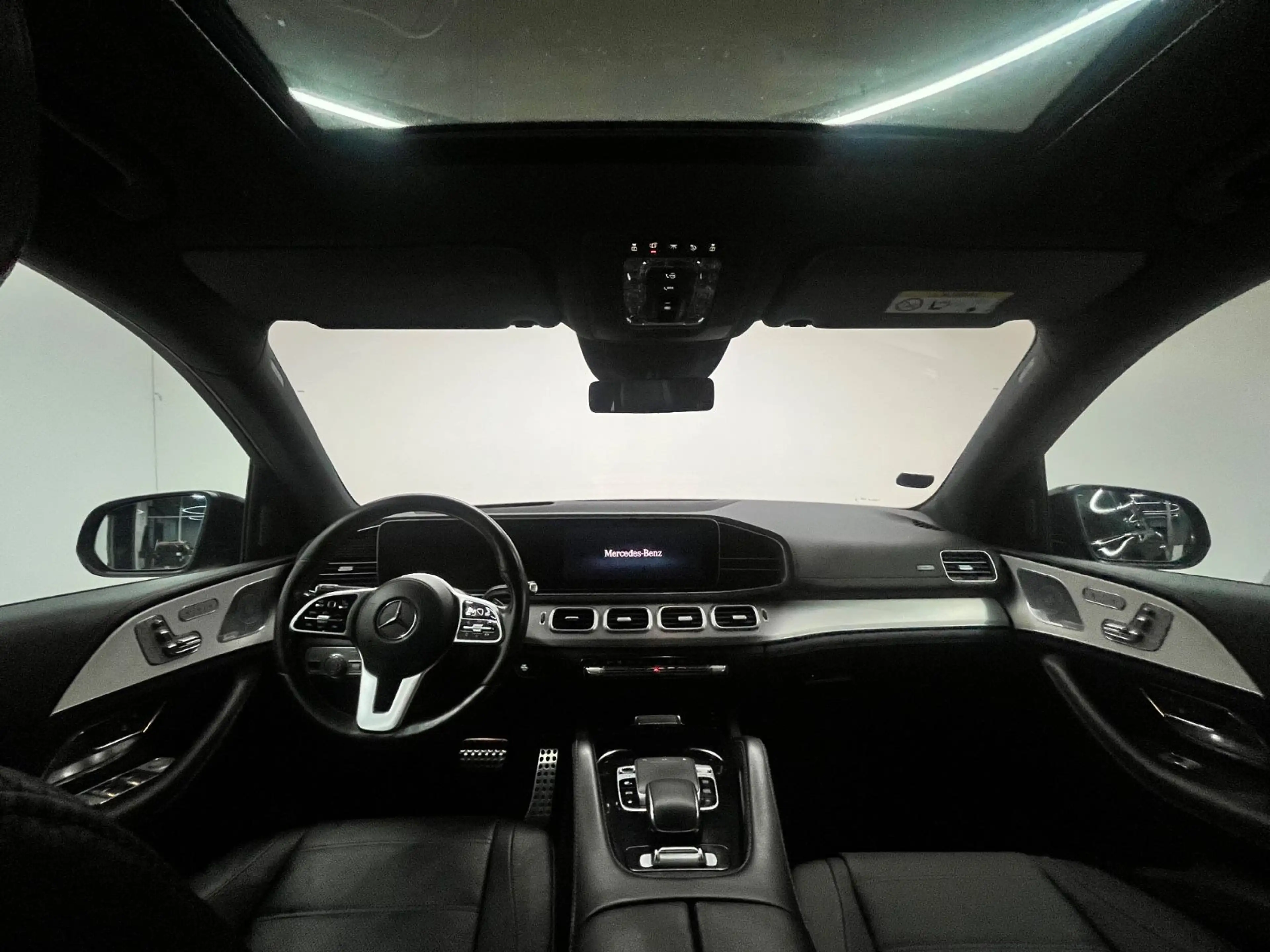 Mercedes-Benz GLS 400 d 4MATIC PANO HEADUP 7-Sitzer AMG NightP — photo 13