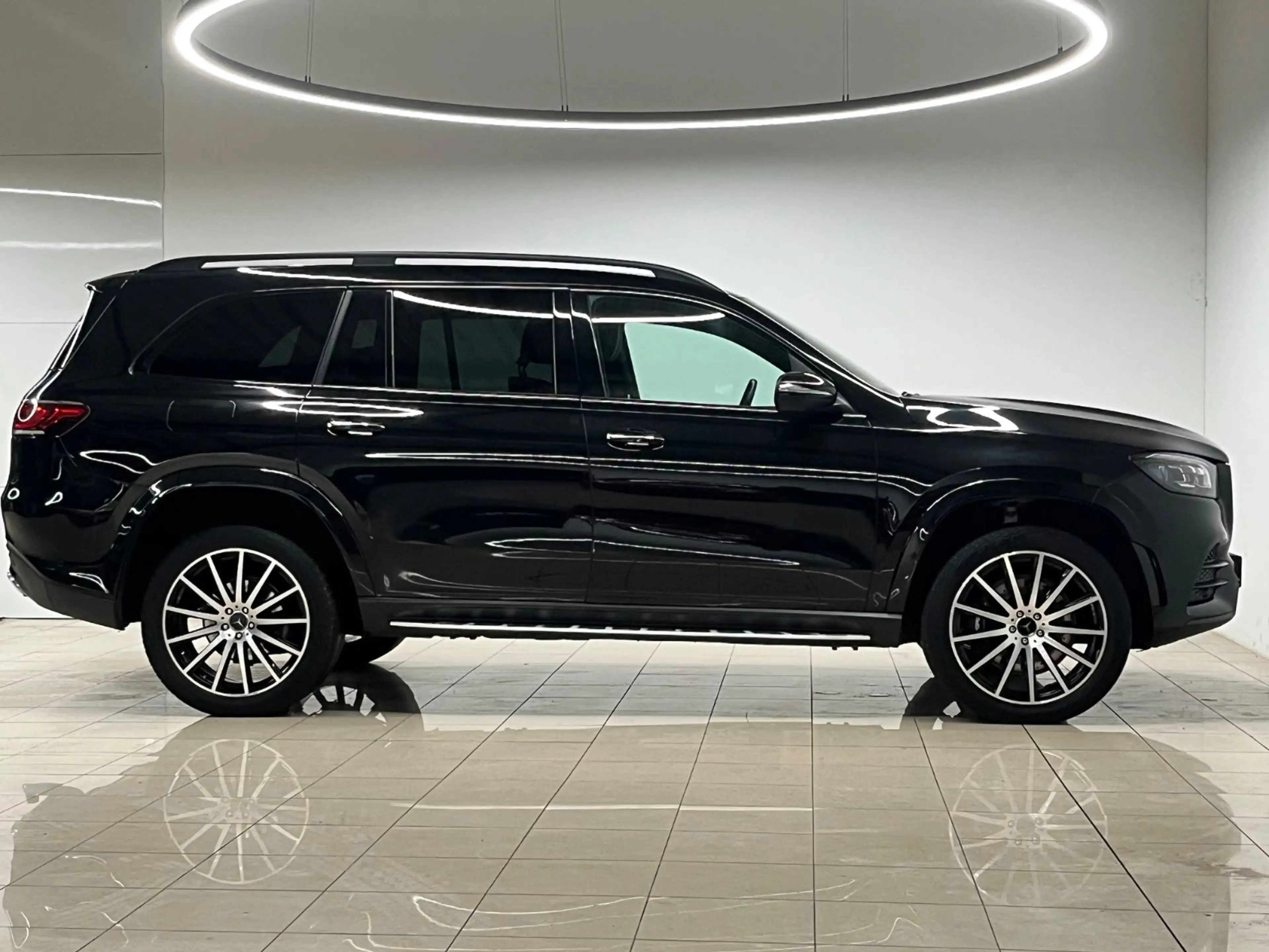 Mercedes-Benz GLS 400 d 4MATIC PANO HEADUP 7-Sitzer AMG NightP — photo 11