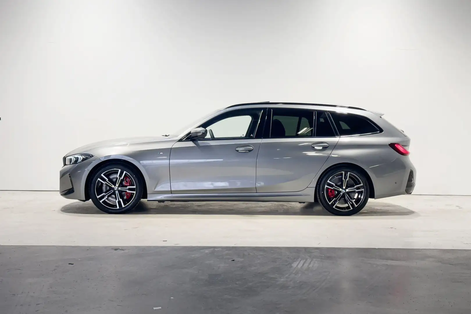 BMW 318 3 Serie Touring 318i M Sportpakket Pro Aut. - Besc Šedá - 2
