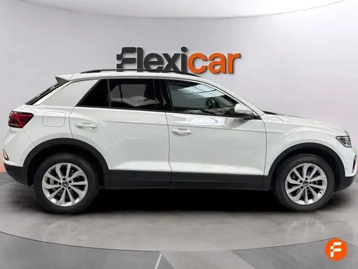 Volkswagen T-Roc 2022, foto 9