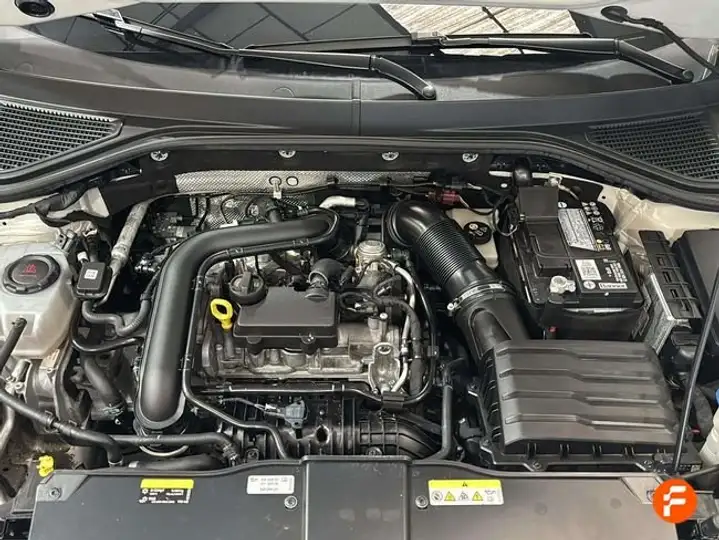 Volkswagen T-Roc 2022, foto 27