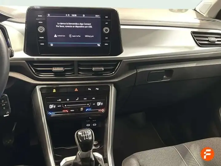Volkswagen T-Roc 2022, foto 16