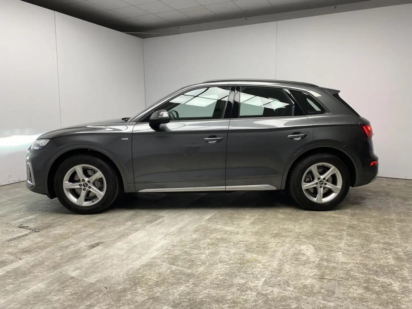 Audi Q5 40 TDI quattro S line Klima Navi Rückfahrkamera Grau - 2