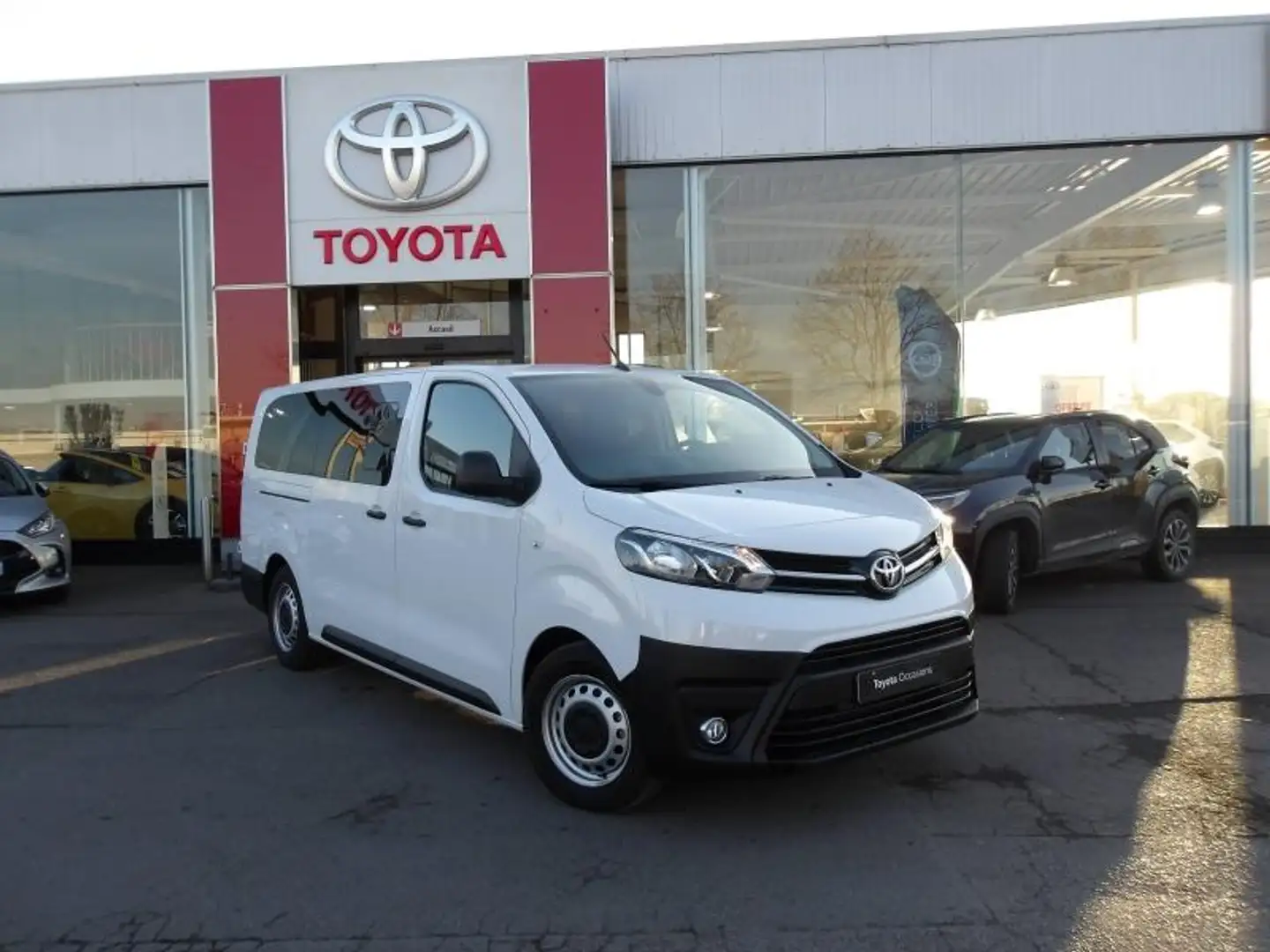 Toyota Proace Long 2.0 140 D-4D Dynamic Confort MC22 Blanc - 1